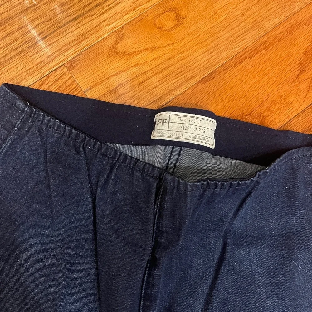Free People Pull-On Dark Denim Flare Bell Bottom Jeans Size 27